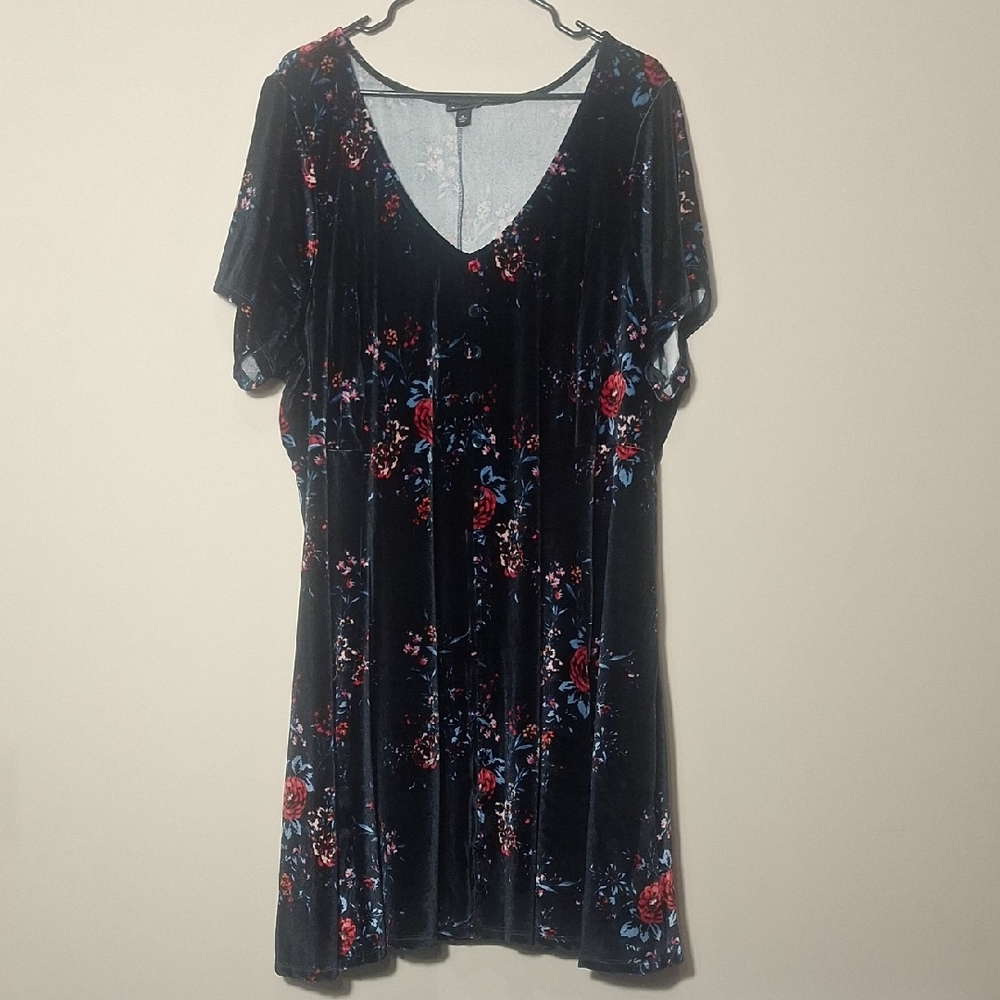 Torrid 4 Mini Velvet Skater Dress Floral NWT